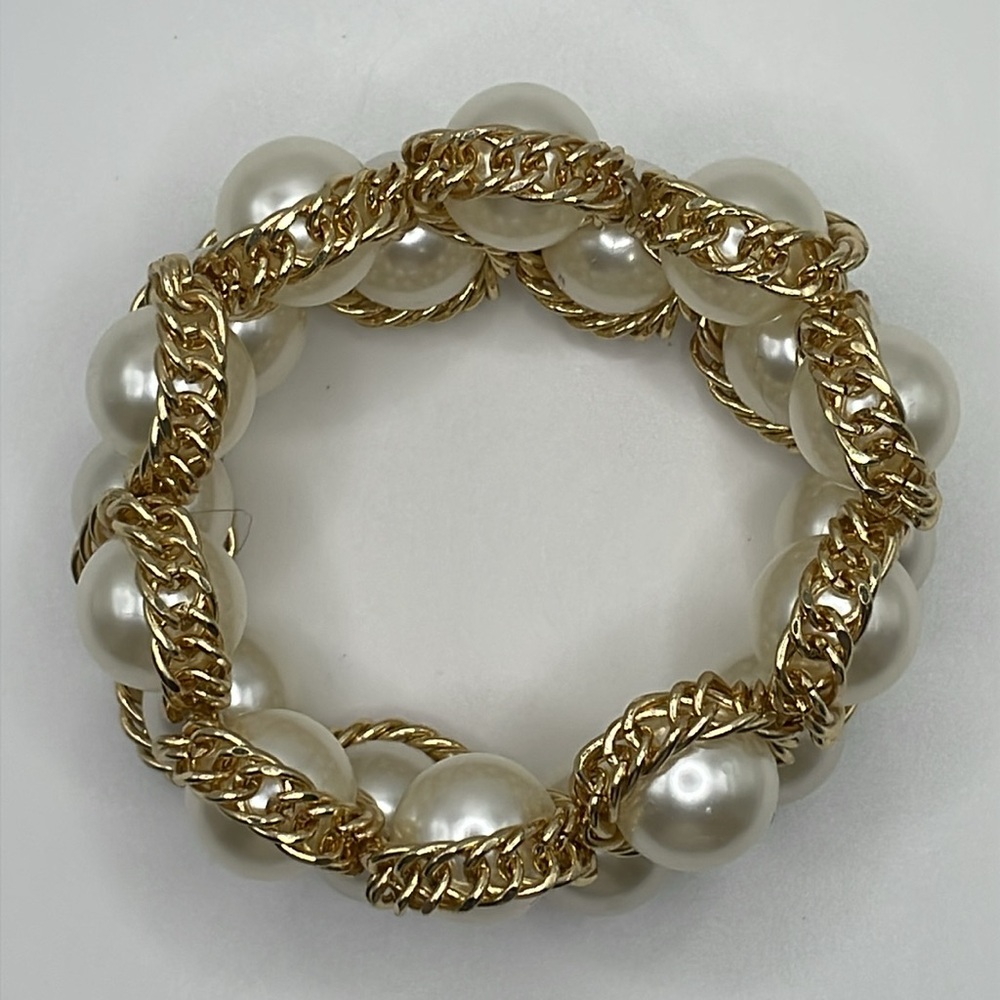 Faux Pearl & Chain Bracelet - Picture 3 of 7